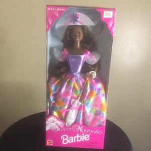 1996 Sweet Magnolia Barbie African American Special Edition NIB